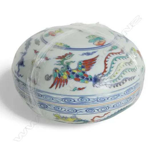 A Doucai Cupola Box (In the style of the Chenghua period of the Ming Dynasty) elegant colouring Dia.170mm