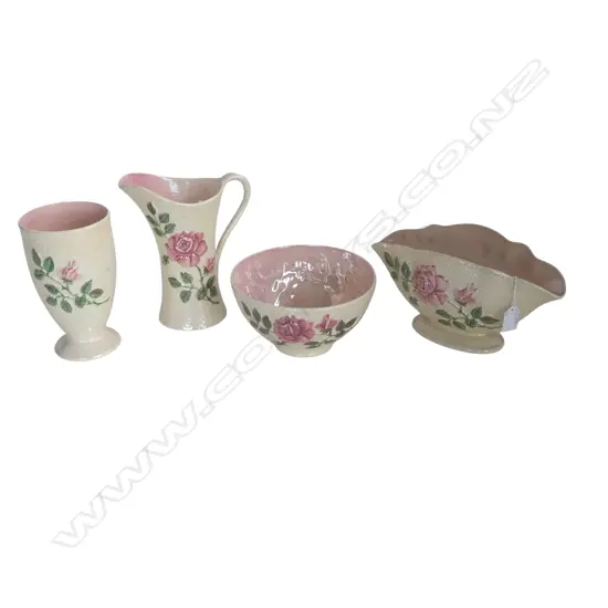 4 PCES MALING CHINA vase w. fault H.225mm