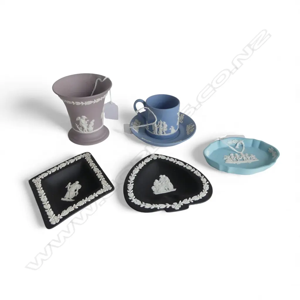 WEDGWOOD JASPER VASE H90MM COFFEE CUP SAUCER & 3 DISHES VARIUS COLOURS Image 1++