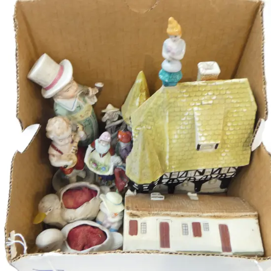 TRAY OF 10 VINTAGE CHINA FIGURAL ORNS & 2 HOUSE ORNS CHIPPED