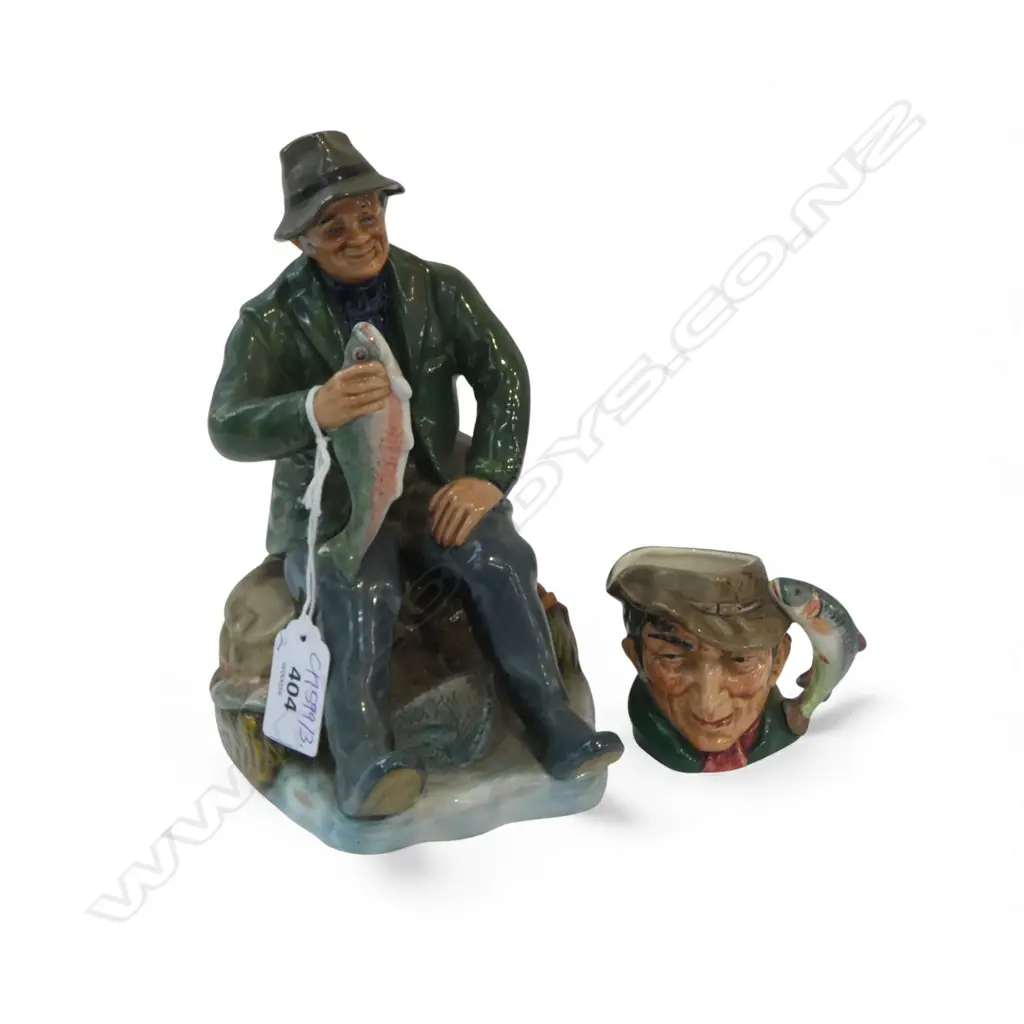 ROYAL DOULTON 'A GOOD CATCH' H.175mm + 'THE POACHER' TOBY JUG Image 1++