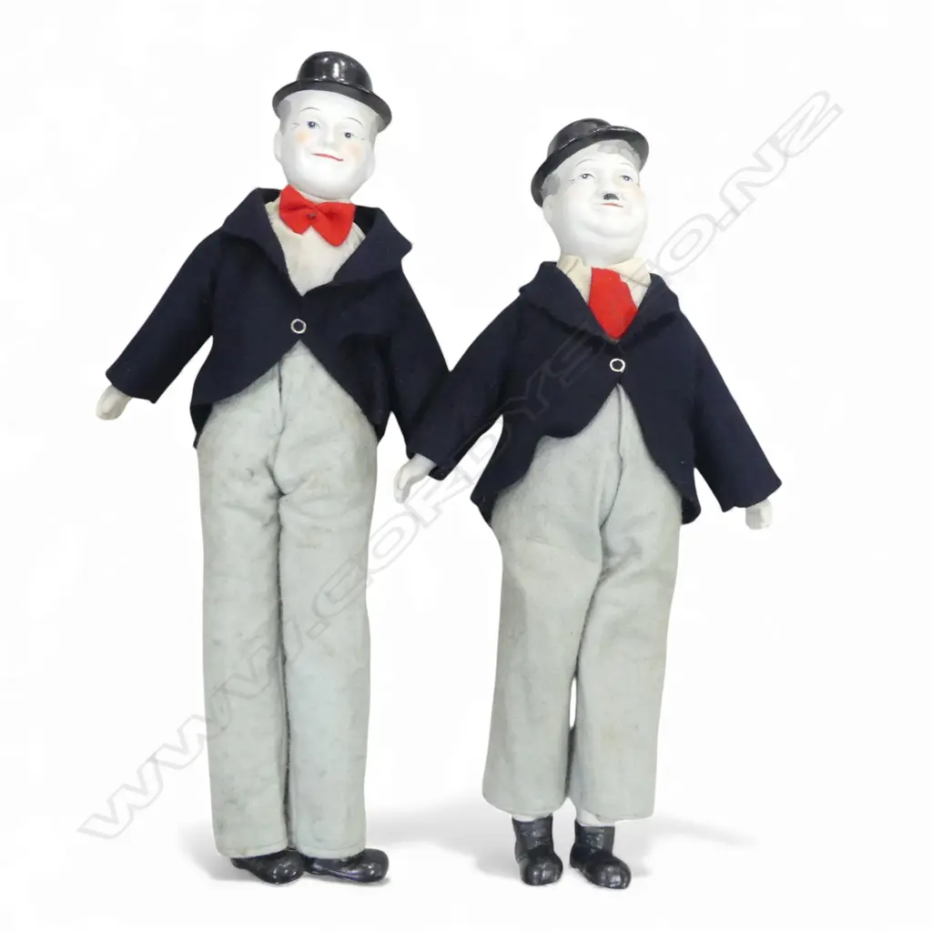 PR OF LAUREL & HARDY CHARACTER DOLLS H.530mm Image 1++
