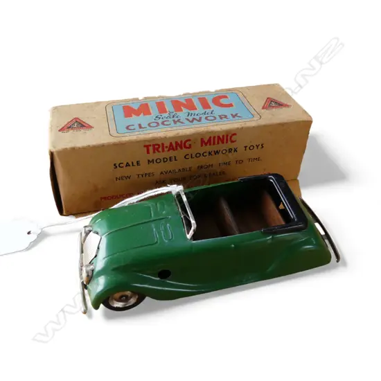 TRI-ANG MINIC 'SCALE MODEL CLOCK' tinplate CAR 14M Streamline Sports Tourer. V.tidy cond. no key w box no flaps 1 end.