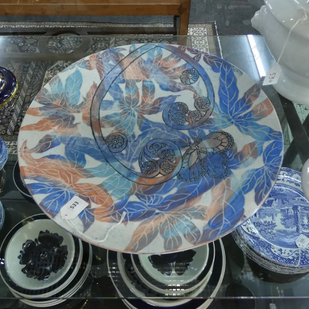 KEUM SUN LEE CHARGER, KORU DESIGN w PALE VARIEGATED LEAF DESIGN, Dia.400mm  Image 1++