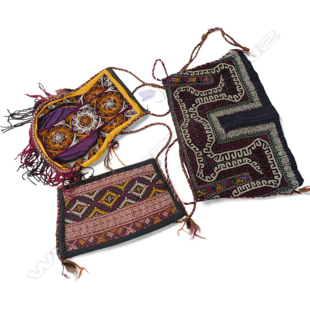 3 HAND EMBROIDERED TURKOMEN BAGS W.340mm Image 1++