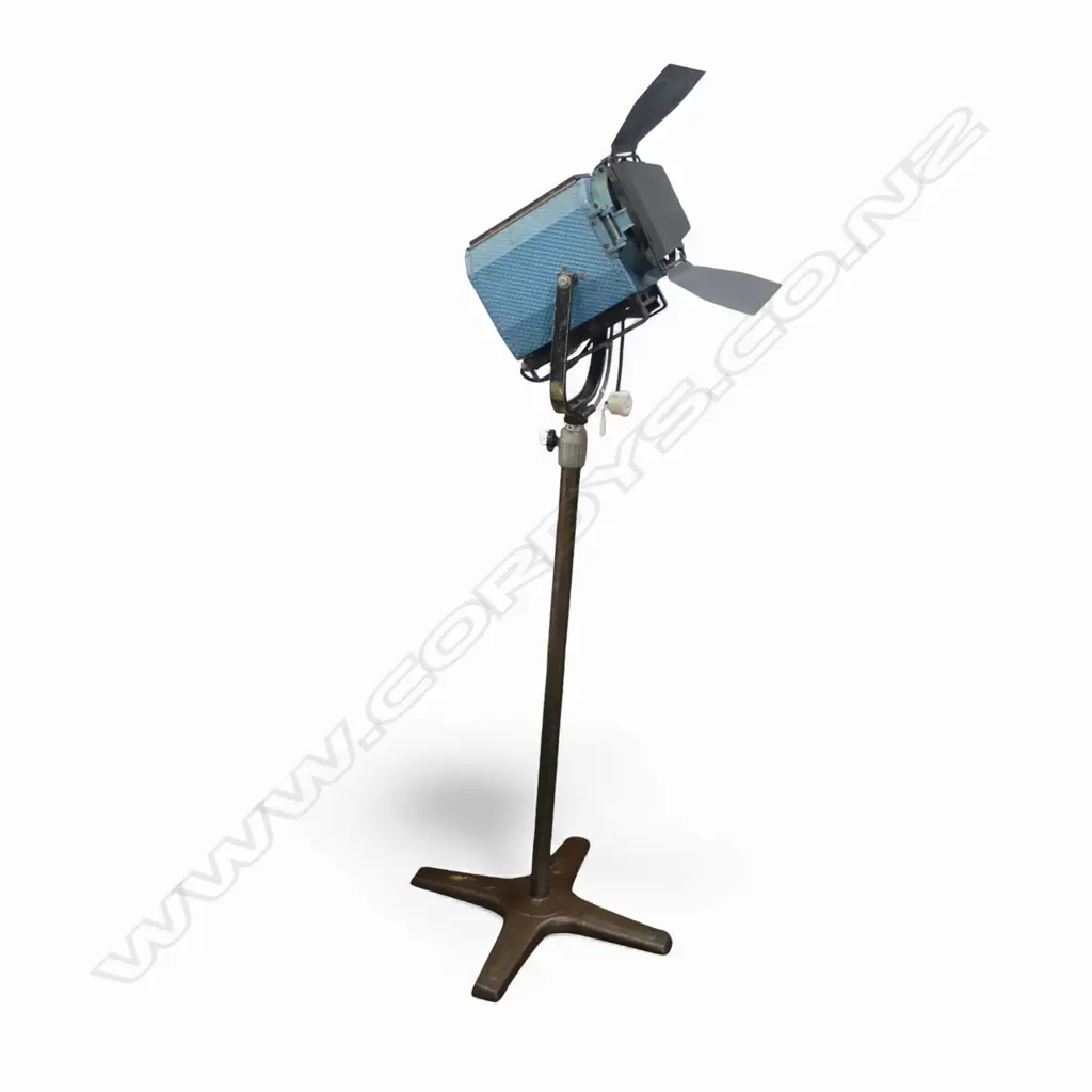 VINTAGE NZ AVALON STUDIOS FLOOR LAMP H.1500mm Image 1++