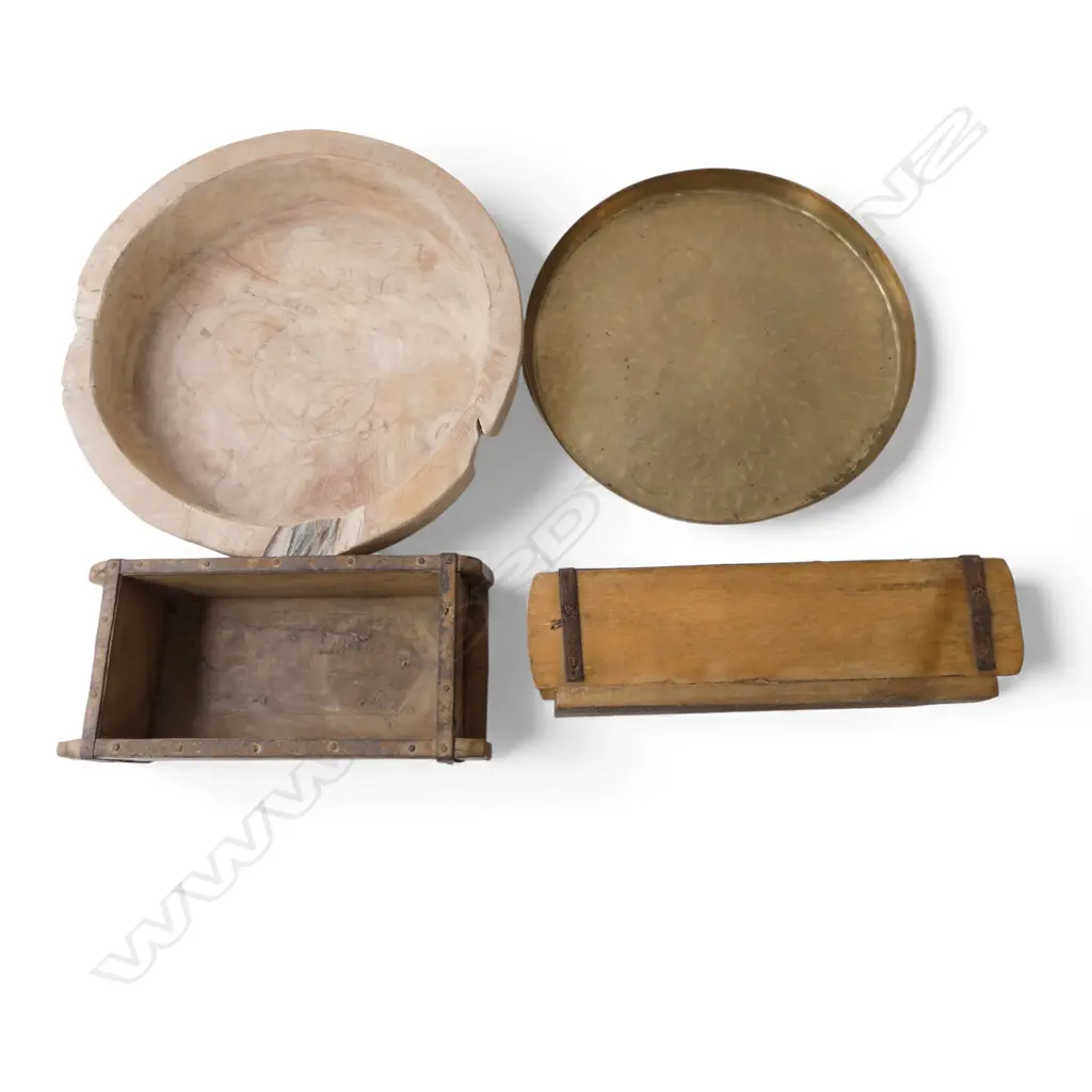 2 VINTAGE WOODEN BOXES W.320mm, BRASS TRAY 340mm dia, WOODEN BOWL 390mm dia Image 1++
