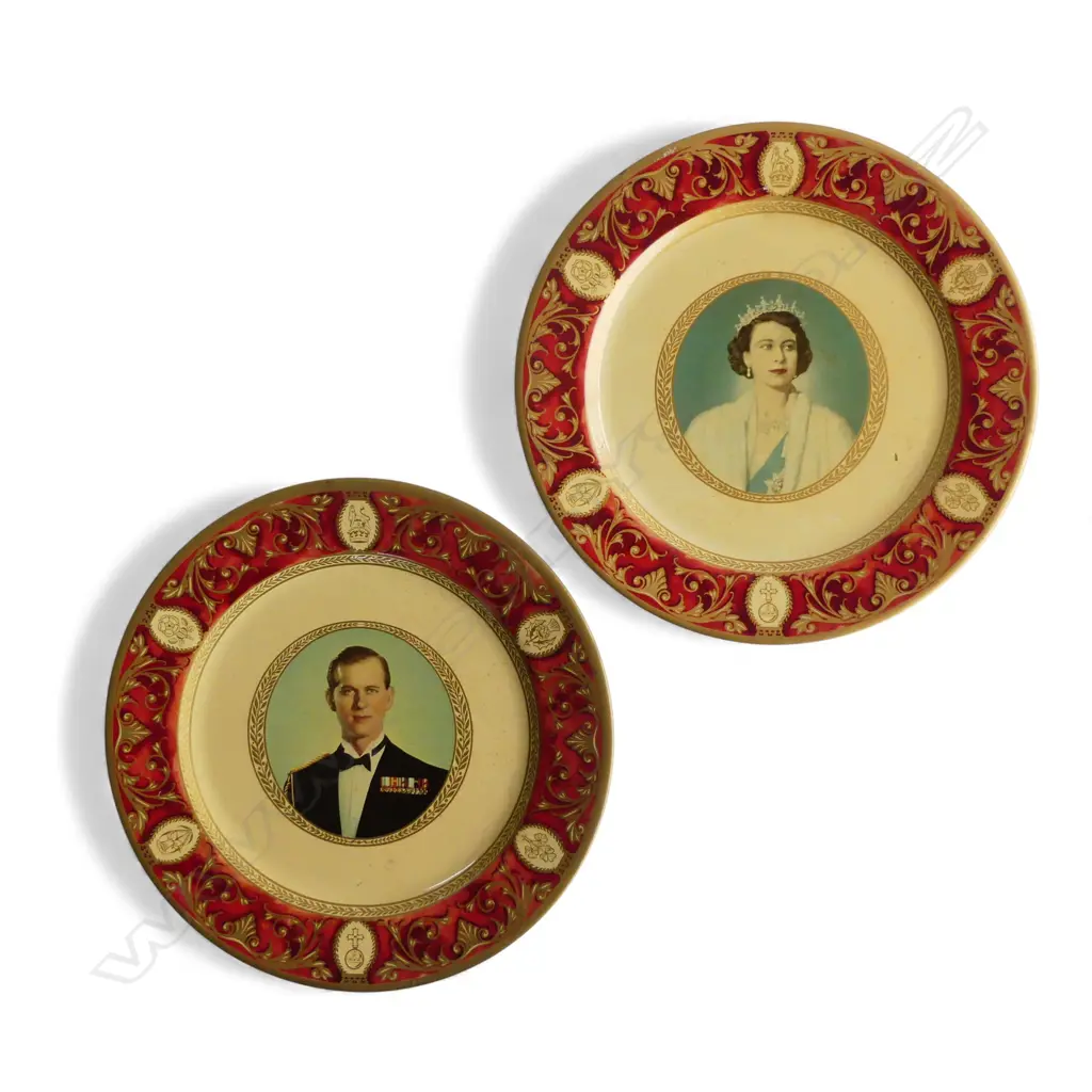 PR 1950S TIN PORTLAND WARE QEII CORONATION PLATES 255mm dia Image 1++