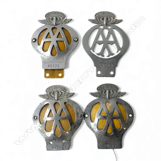 4 N.Z. AA BADGES