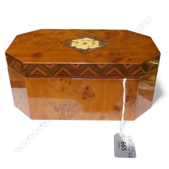 BURR WALNUT INLAID JEWEL BOX fitted interior Italian ? W.195mm