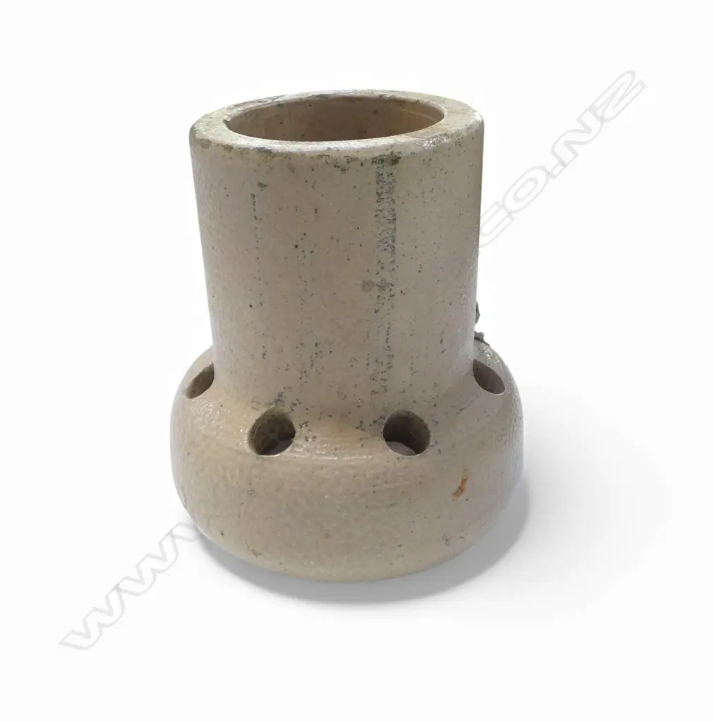 CRUM POTTERIES SALT GLAZE CHIMNEY VENT H.210mm Image 1++