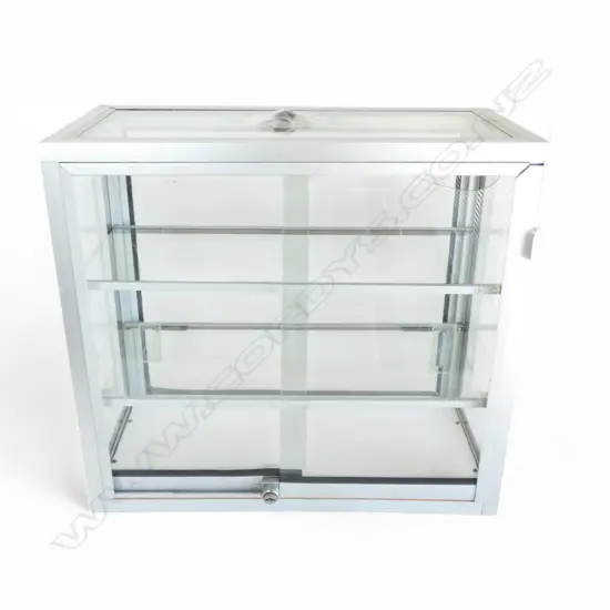 LOCKABLE DISPLAY CABINET w. KEY 500x250x450mm GLASS BROKEN
