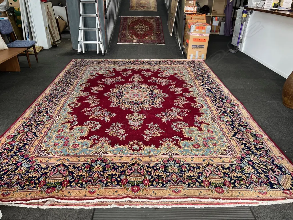Very large Iranian hand knotted carpet w curvilinear design. Central floral medallion - scattered sprays 4050 x 2950mm. Image 1++