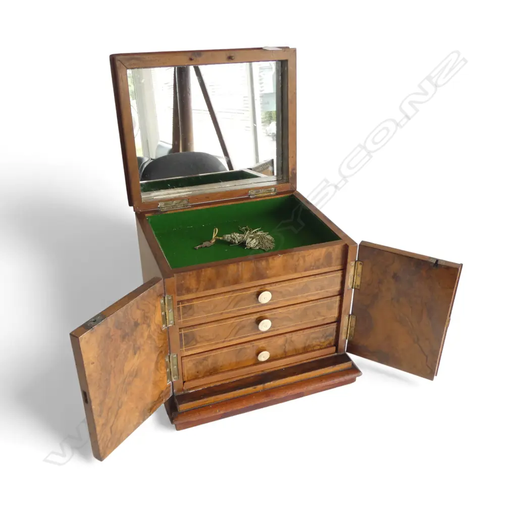 ANTIQUE JEWELLERY BOX 330x270x315mm Image 1++