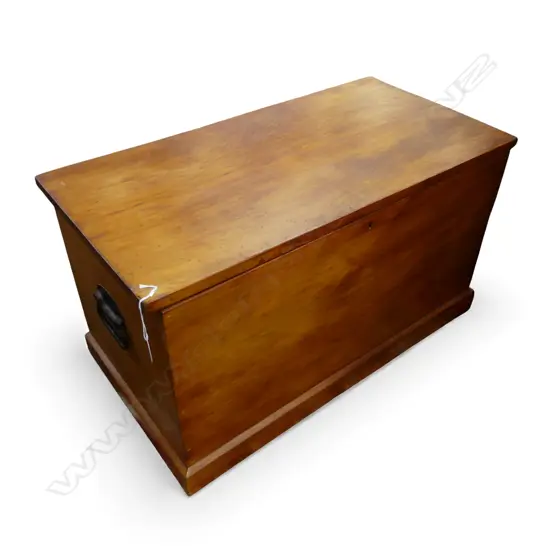 WOODEN BLANKET BOX 770x395x425mm