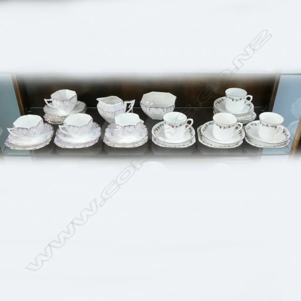 2 SHELLEY CHINA PART TEASETS 4CSPS & 4 CSPS & CREAM SUGAR Image 1++