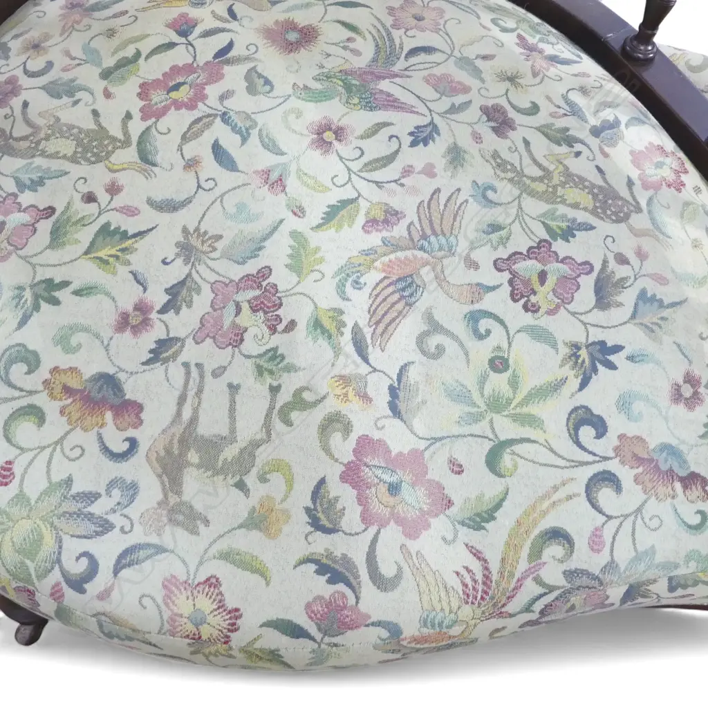 VICTORIAN CONVERSATION CHAIR 1420x660x620mm Image 1++