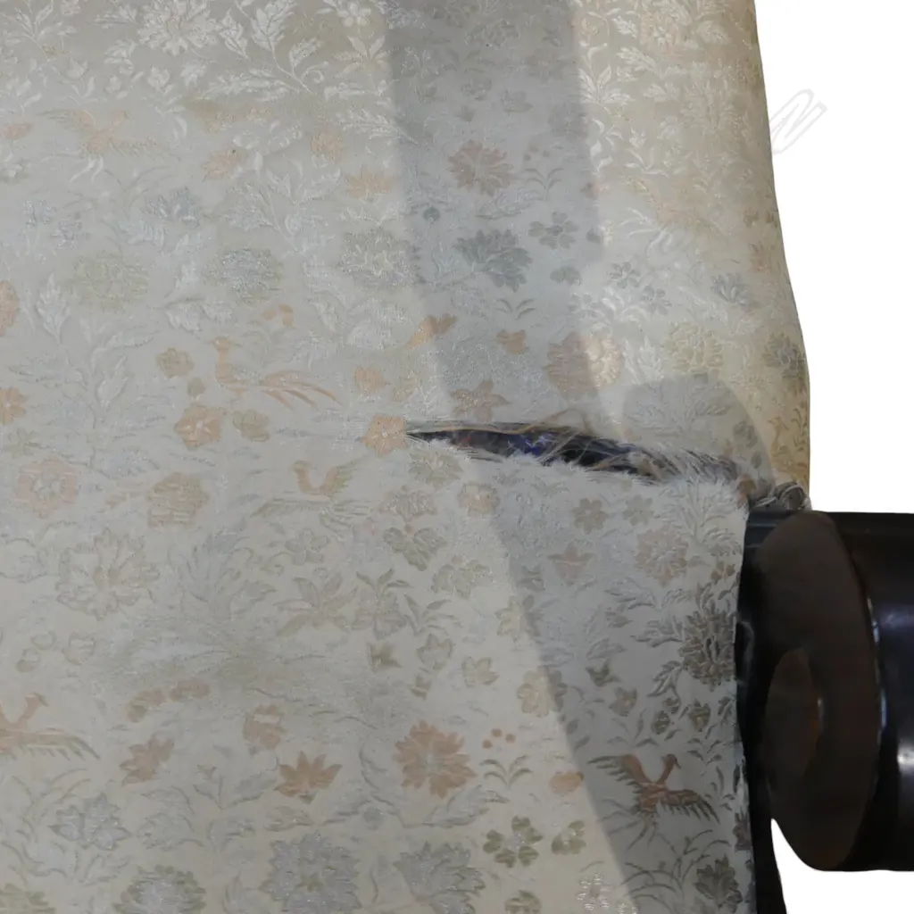 ANTIQUE MAHOGANY ARMCHAIR Image 1++