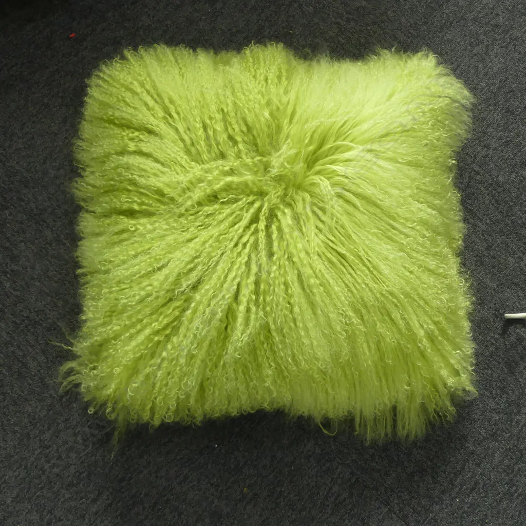 GREEN SHAG CUSHION  Image 1++