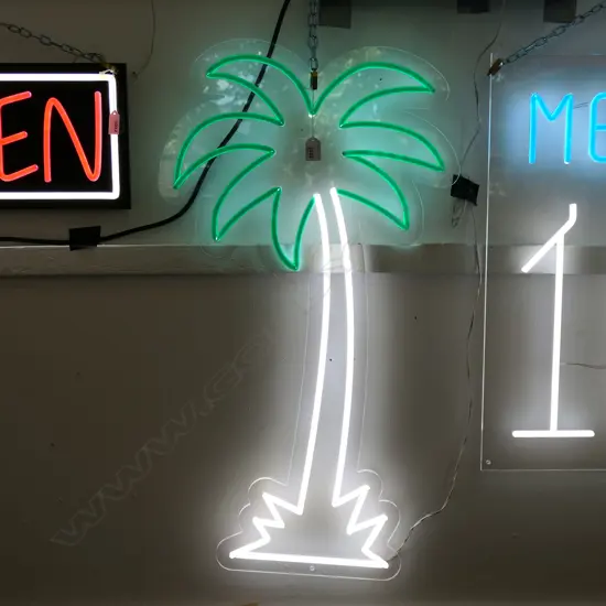 NEON PALM TREE SIGN H.850mm