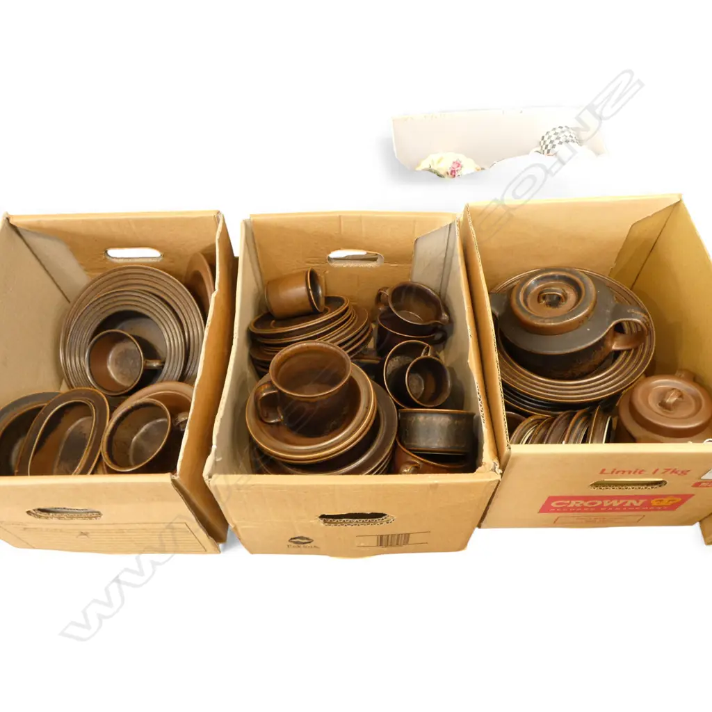 QUANTITY ARABIA FINLAND 'RUSKA' STONEWARE DINNER SERVICE incl; coffee & tea pots & serving dishes (3 boxes) Image 1++