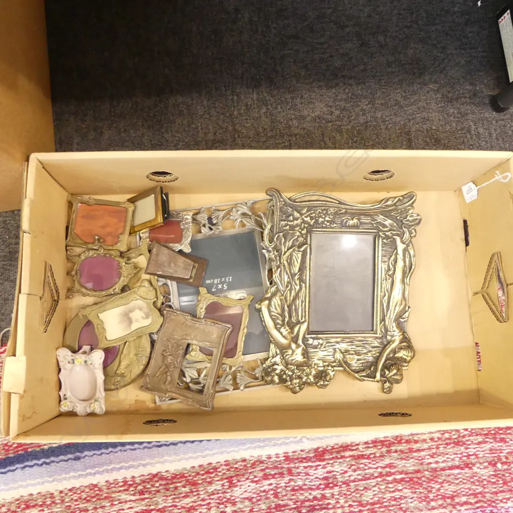 ASST. ART NOUVEAU & STYLE PHOTO FRAMES etc 280x220mm Image 1++