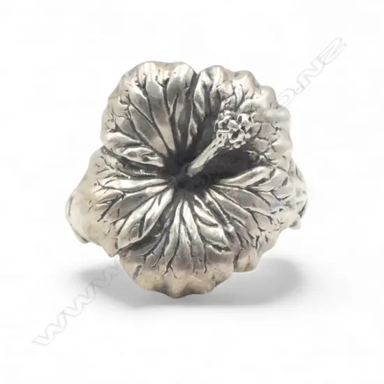 GAVAN RILEY STG SILVER HIBISCUS RING 8.76gms SIZE P