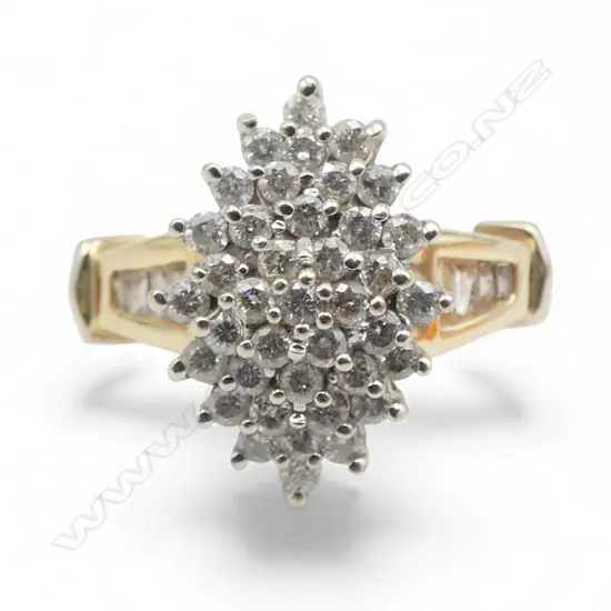 14ct GOLD & MULTI SMALL DIAMOND CLUSTER RING 6.85gms. SIZE P