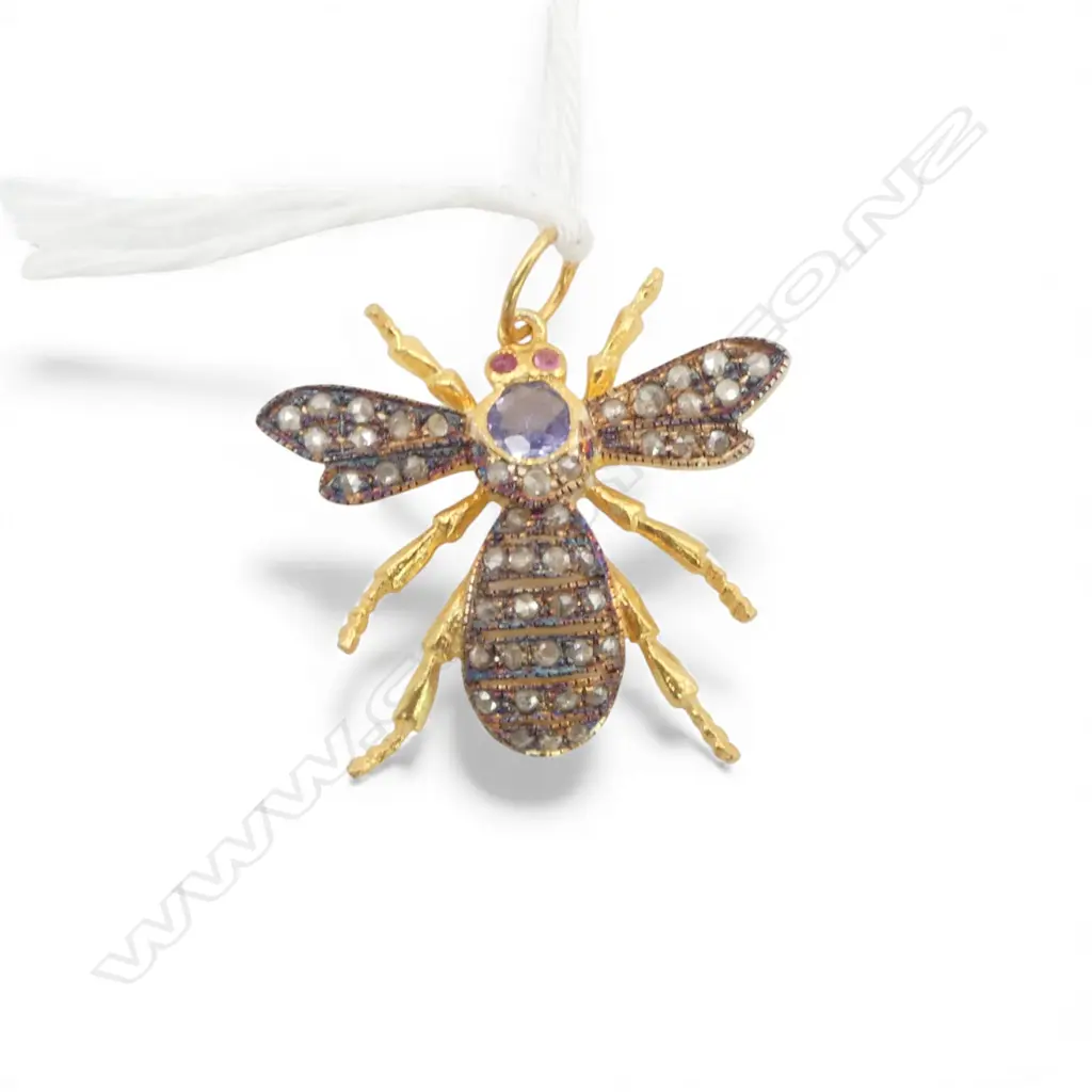ANTIQUE STYLE SILVER GILT BEE PENDANT ROSE CUT DIAMONDS (0.25ct) 0.25ct TANZANITE RED SPINEL 14ct GOLD BALE Image 1++