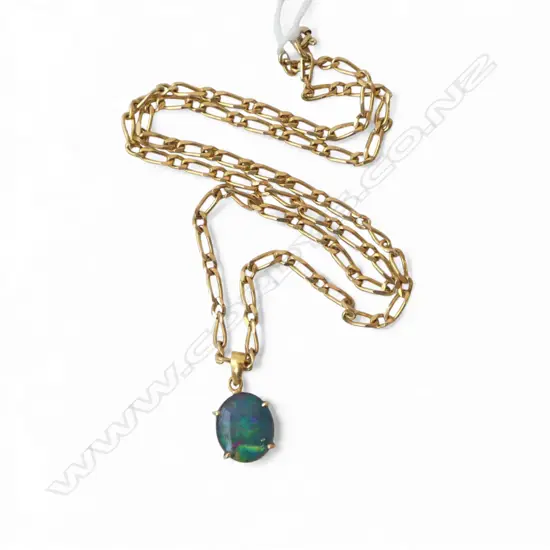 OPAL DOUBLET PENDANT ON 9ct GOLD CHAIN 7.62gms