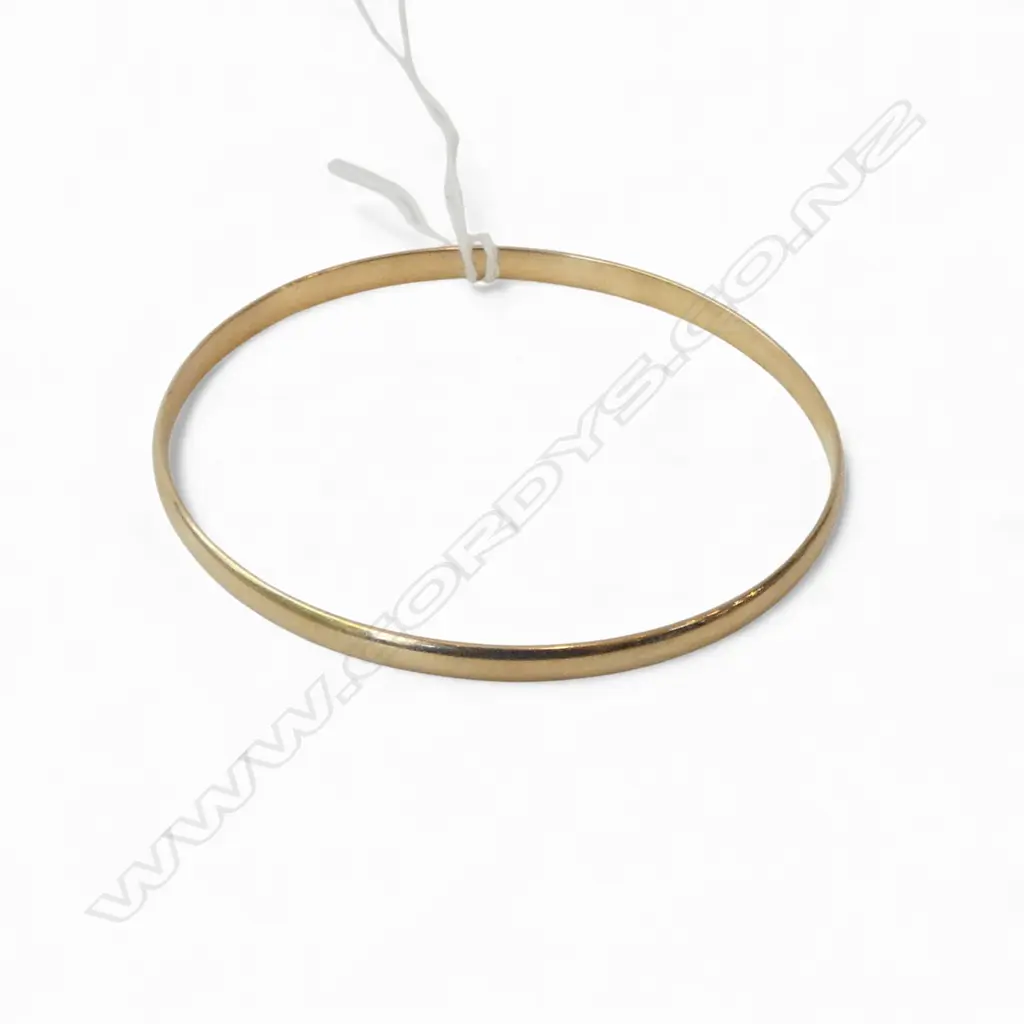 9CT BANGLE, 65mm int. dia. 13gms Image 1++