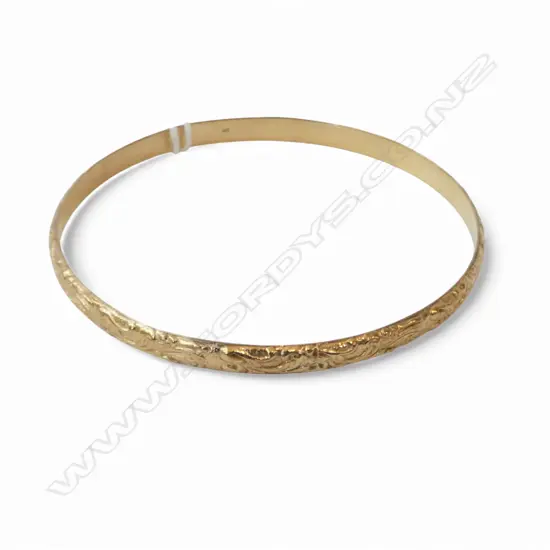9CT BANGLE, 65mm int. dia. 13.1gms