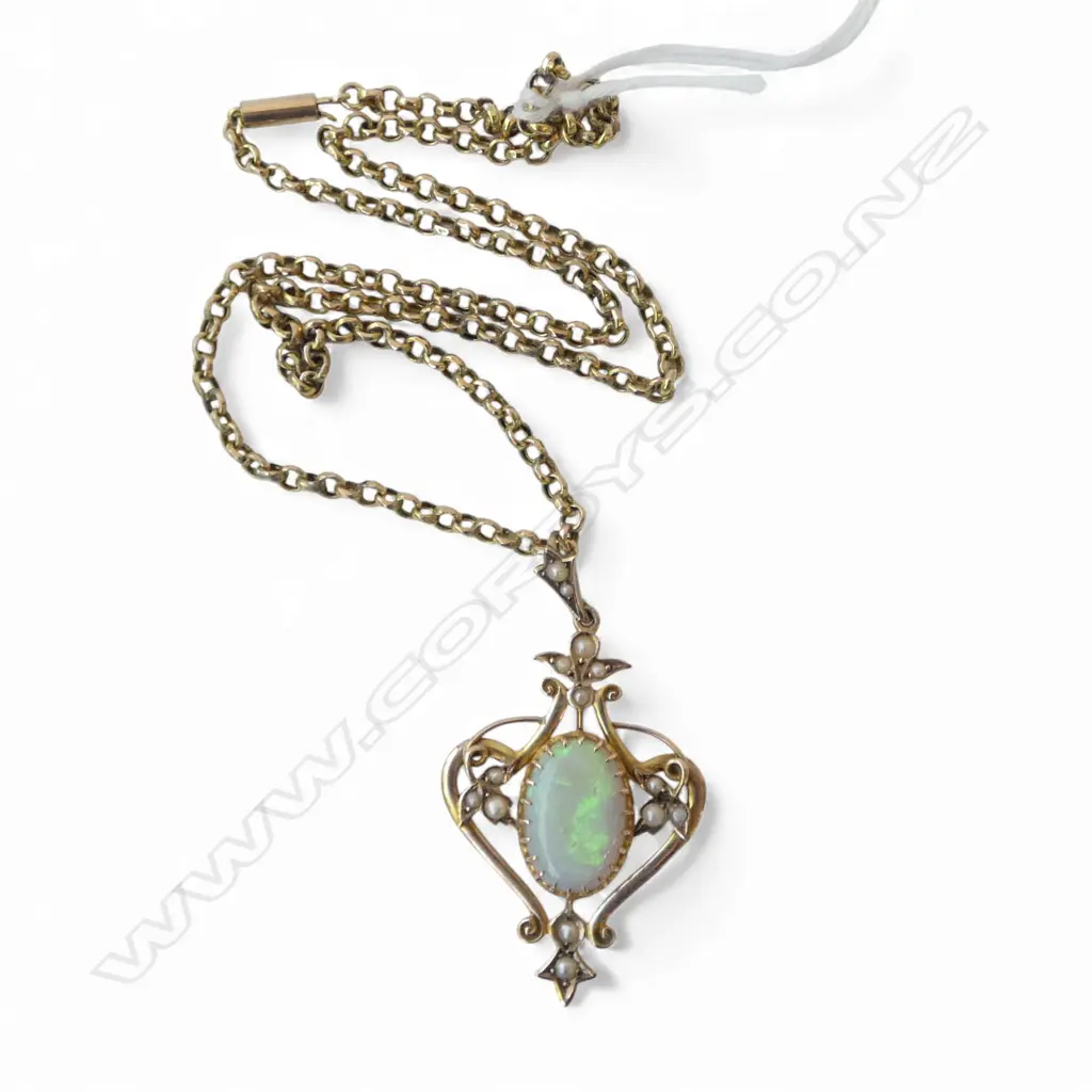 EDWARDIAN 9CT GOLD OPAL & SEED PEARL PENDANT 9CT GOLD CHAIN 8.90gms Image 1++