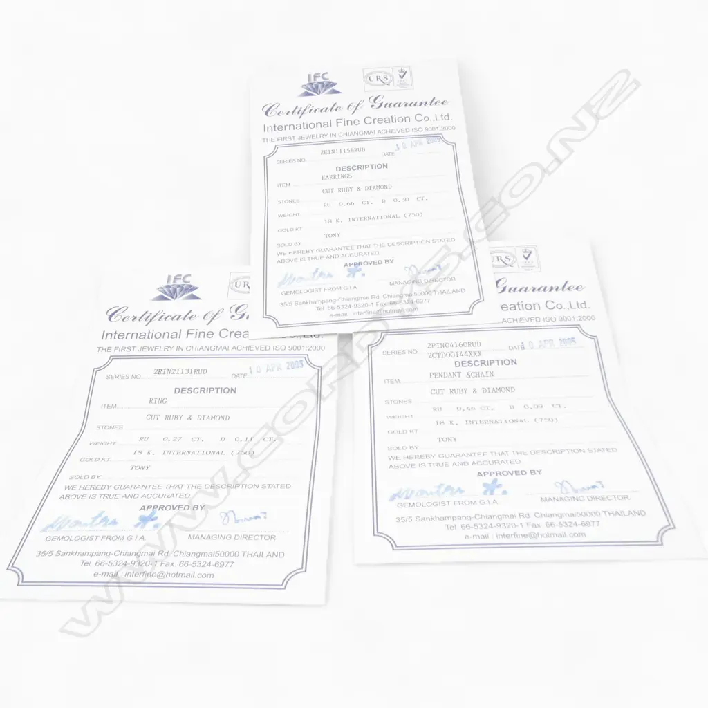 18ct GOLD & RUBY & DIAMOND JEWELLERY SUITE: RING + EARRINGS +MPENDANT NECKLACE 9.4gms w Val. $4850. Image 1++