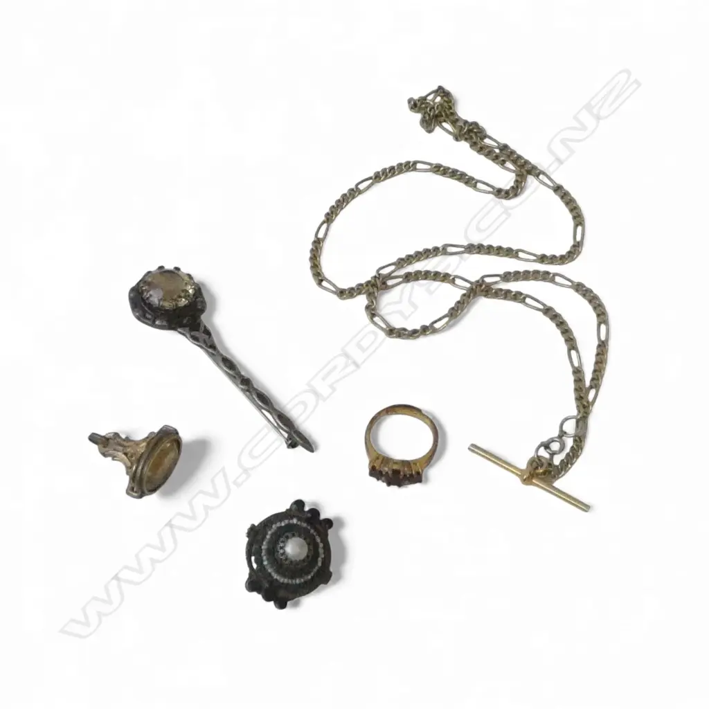 COSTUME RING/PEARL & PASTE BROOCH/GOLD PLATE SEAL/SILVER & SMOKEY QUARTZ BROOCH/COSTUME CHAIN & T-BAR Image 1++