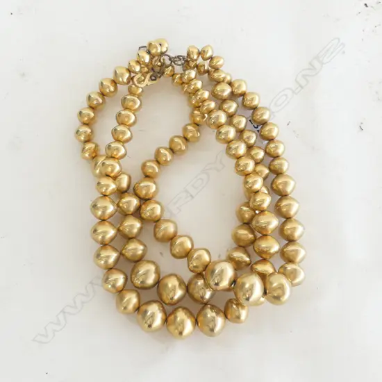 GOLD TONE 3 STRAND COSTUME NECKLACE L.490mm