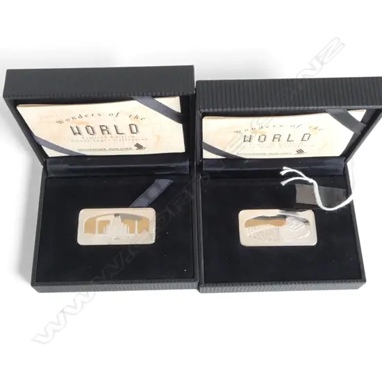 2 SINGAPORE AIRLINES WONDERS OF THE WORLD 'GREAT WALL OF CHINA' & 'TAJ MAHAL' .800 SILVER INGOTS 50.71gms