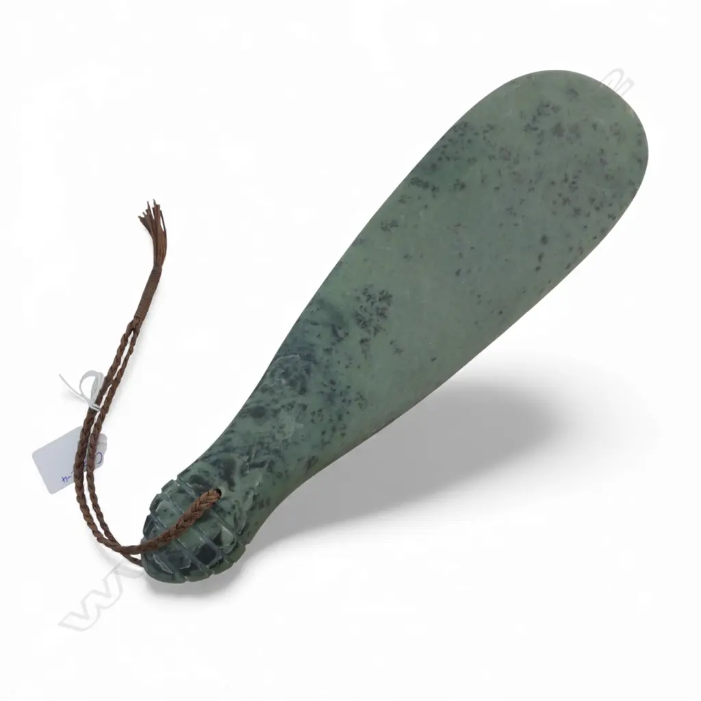 CONTEMPORARY MERE OF MARBLED INANGA VARIETY POUNAMU L.350mm carved by an unknown Rotorua artist Image 1++