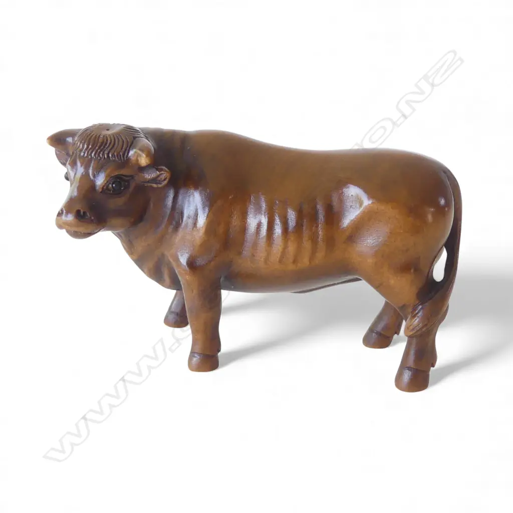 JAPANESE WOOD OKIMONO cow L.60mm Image 1++