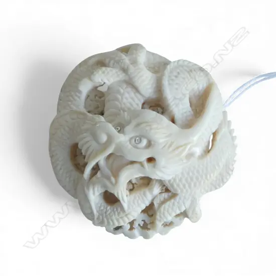 ORIENTAL CARVED IVORY DRAGON BROOCH Dia.50mm signature verso