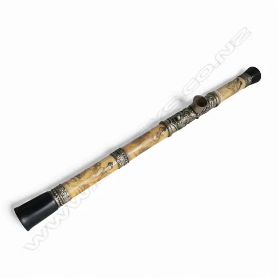 CHINESE BONE & WHITE METAL PIPE L.450mm