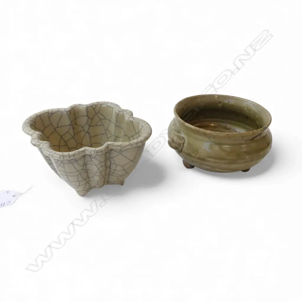 2 ORIENTAL GLAZED POTS (INCENSE BURNER AF) 110mm dia Image 1++