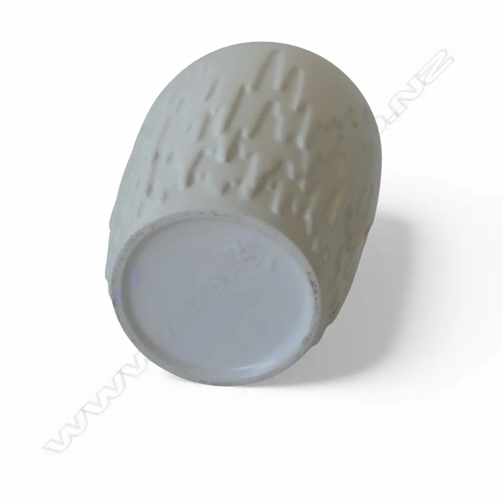 CROWN LYNN 'ICICLE' VASE No.2094 H.155mm Image 1++