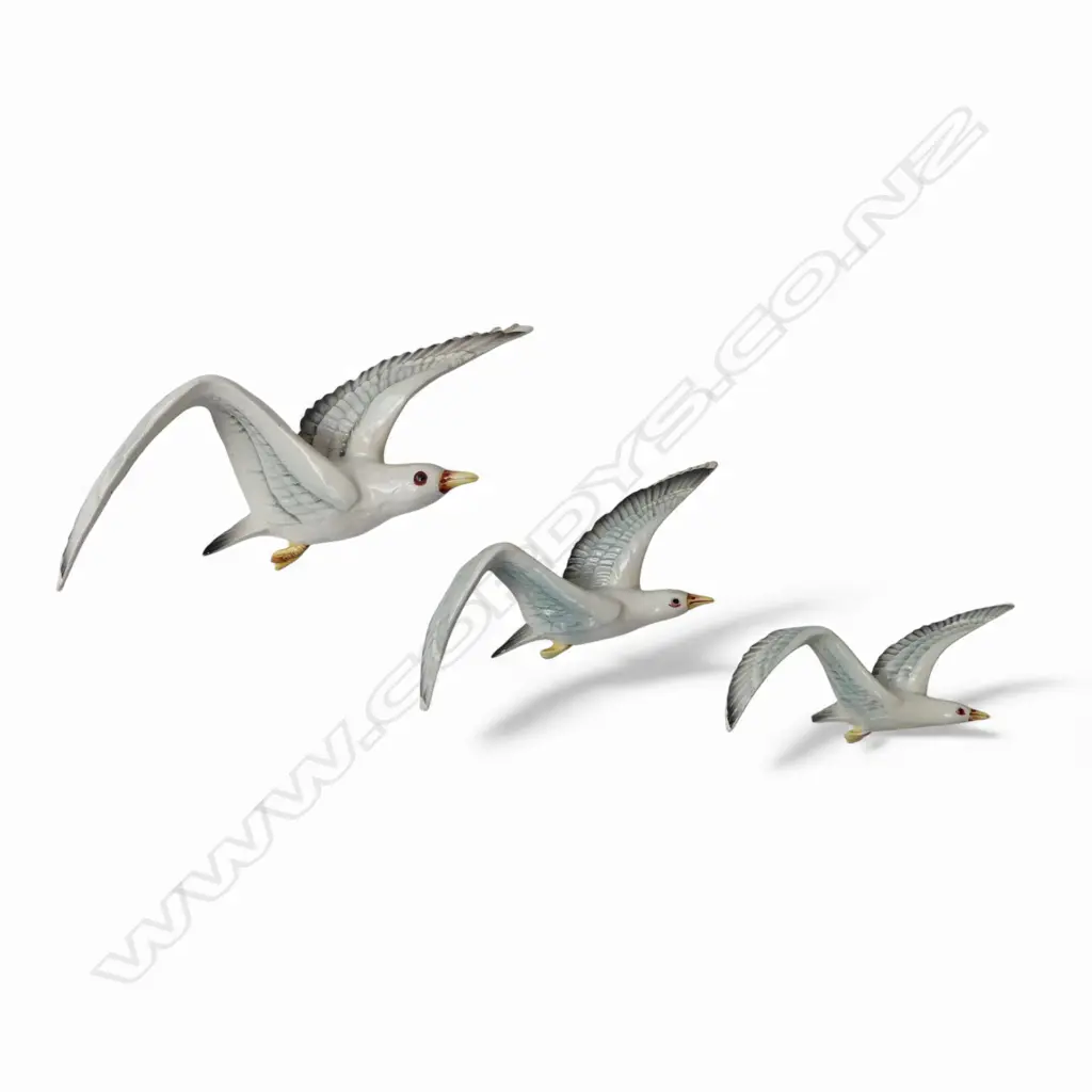 SET OF 3 FLYING WALL SEAGULLS 90x220mm Image 1++