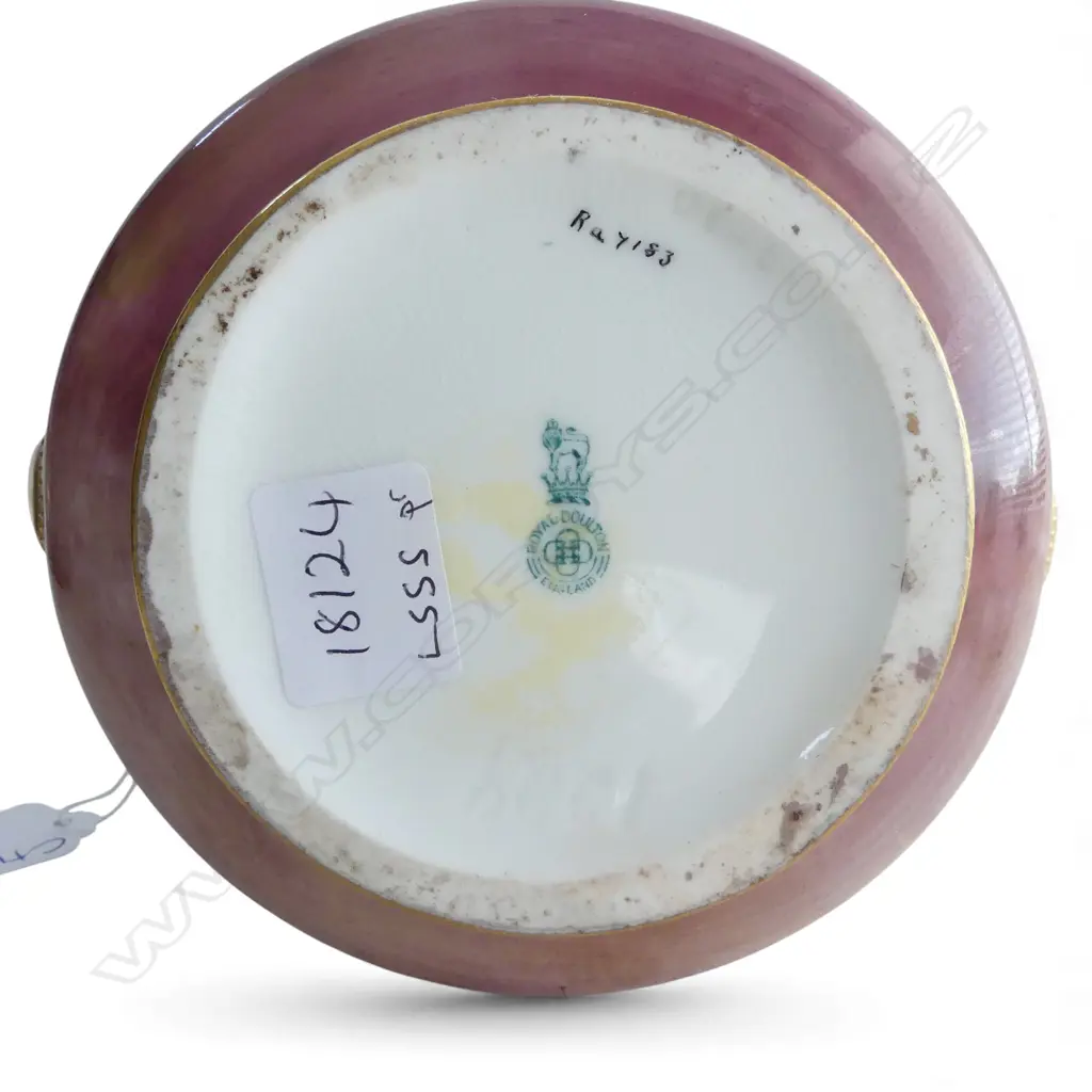 ROYAL DOULTON VASE SIGNED ARTHUR LESLIE H.195mm Image 1++