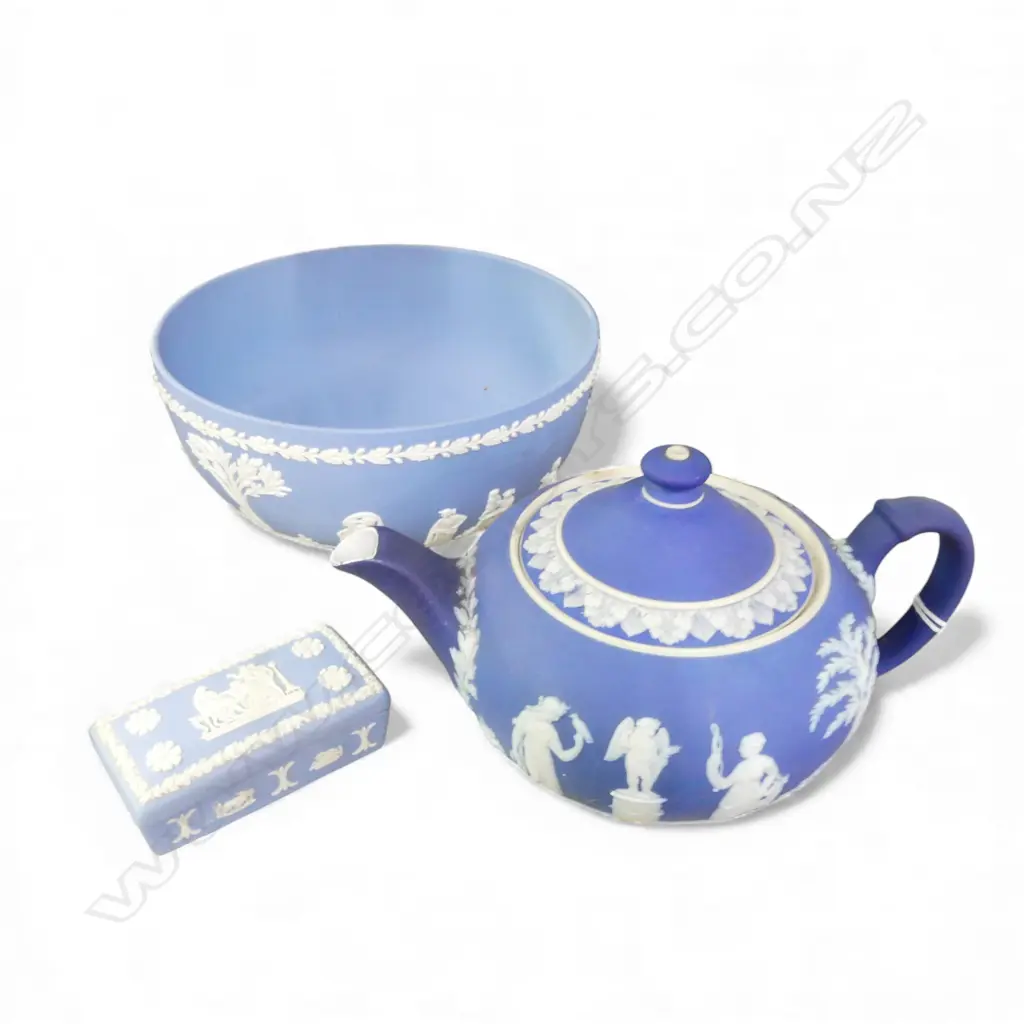 3 PCES WEDGWOOD JASPERWARE Dia.200mm Image 1++