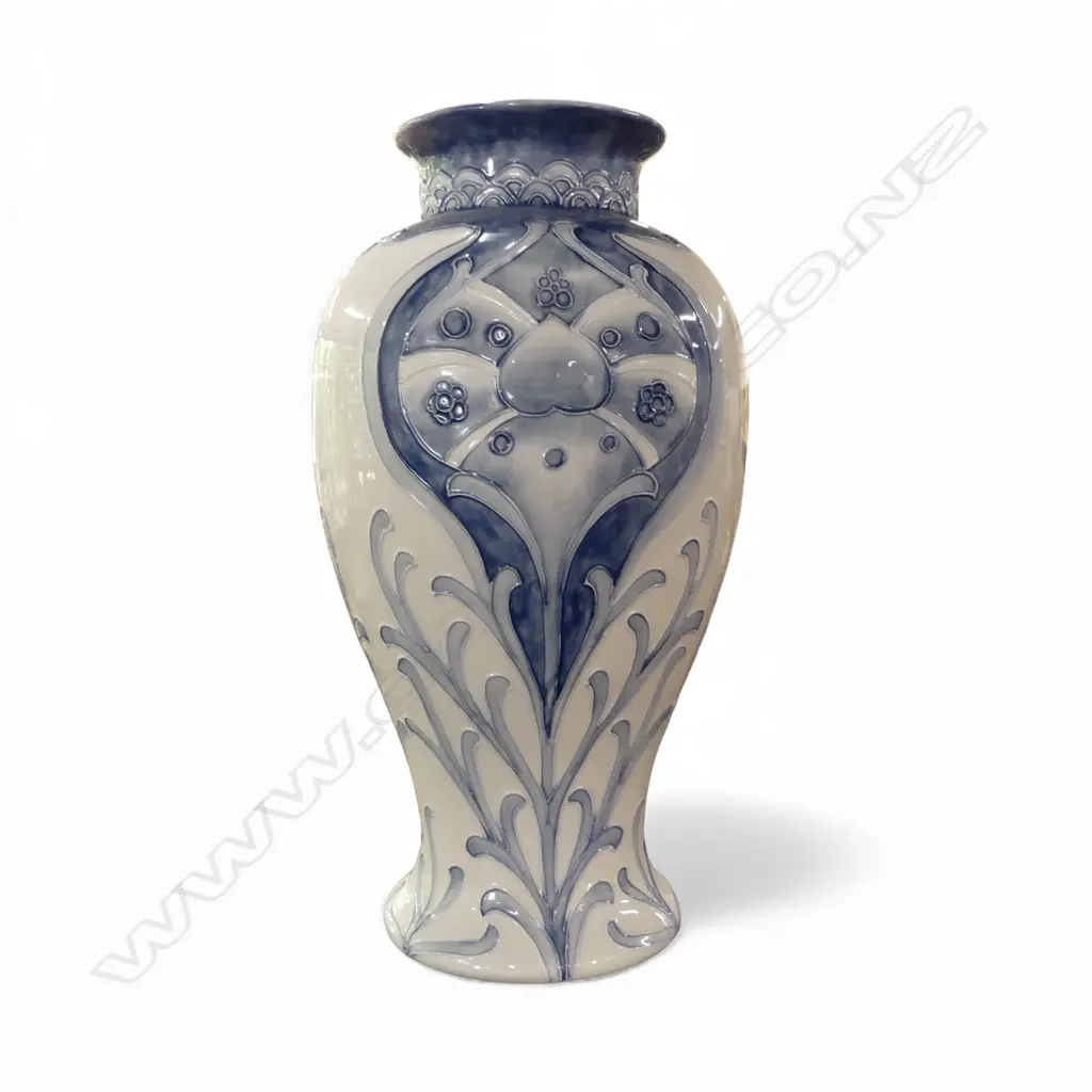 TALL REPRODUCTION MCINTYRE MOORCROFT VASE, H.380mm Image 1++