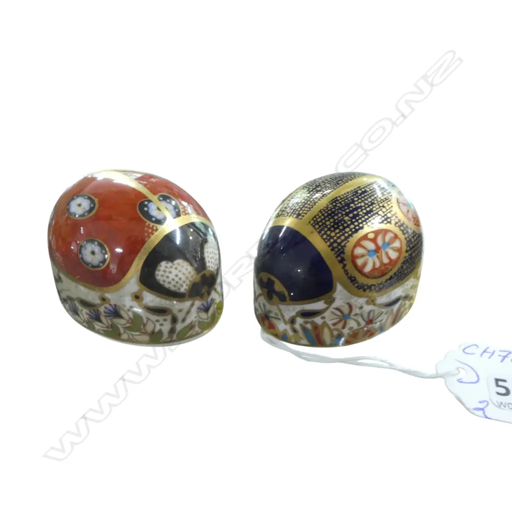 2 ROYAL CROWN DERBY LADYBIRD PAPERWEIGHTS Image 1++