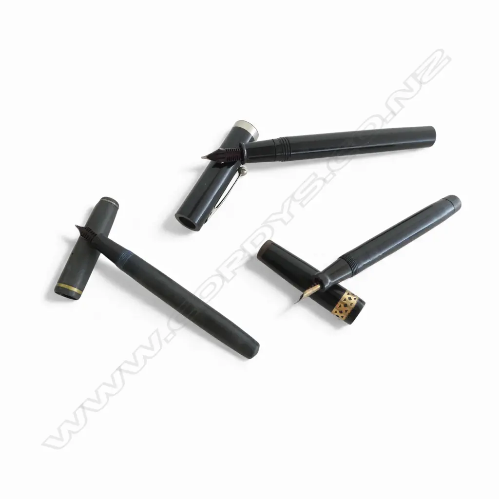 VINTAGE SHEAFFERS FOUNTIAN PEN + 2 OTHERS w. 14ct NIBS one with ER II 1953 BURNHAM STAMP Image 1++