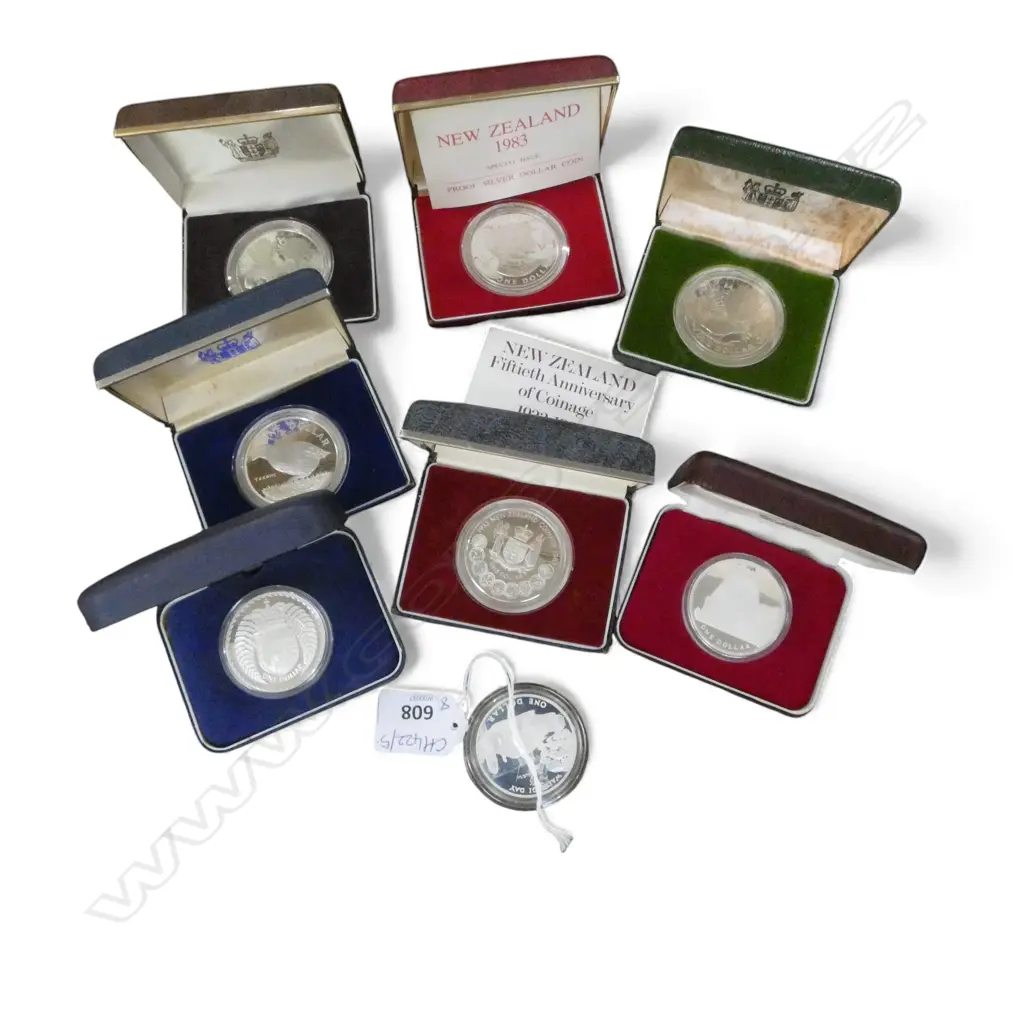 8 NZ SILVER PROOF COINS Image 1++